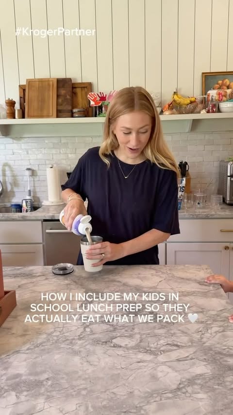 Instagram post by @lindseybosway for Kroger. Caption reads: [...] to actually eat their school lunches! Kroger....