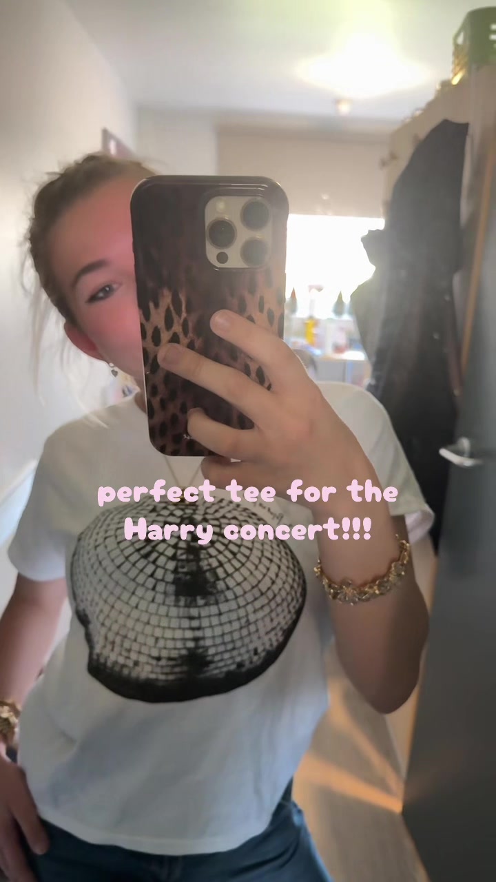 TikTok post by @abvbs for In Print We Trust. Caption reads: [...] ABBIE20480 for ££ off @In Print We Trust....