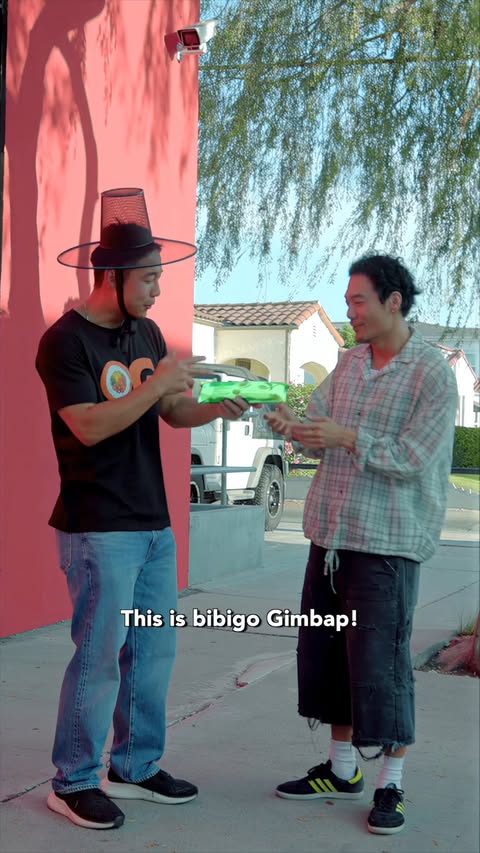 Instagram post by @dumbfoundead for Bibigo. Caption reads: [...] Bite check. 🎤w/ rap OG @dumbfoundead....