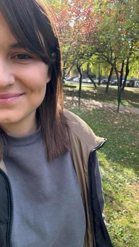 Instagram post by @nina_kajza for Avène. Caption reads: Već neko vrijeme koristim ova dva @avene Cleanance....