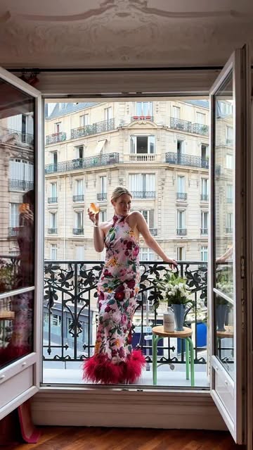 Instagram post by @cheraleelyle for HENDRICK'S GIN. Caption reads: [...] little cocktail party in Paris with....
