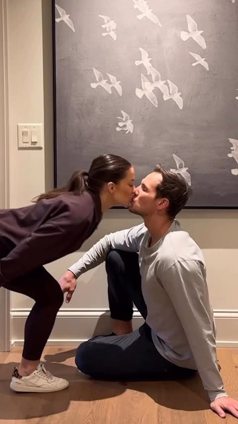 Instagram post by @shawnjohnson for Benjamin Moore. Caption reads: [...] than just move-in week.

Thanks to....