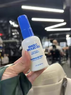 TikTok post by @jocelvnnavrro for Magic Molecule. Caption reads: [...] in my gymbag, hypochlorous acid @Magic....