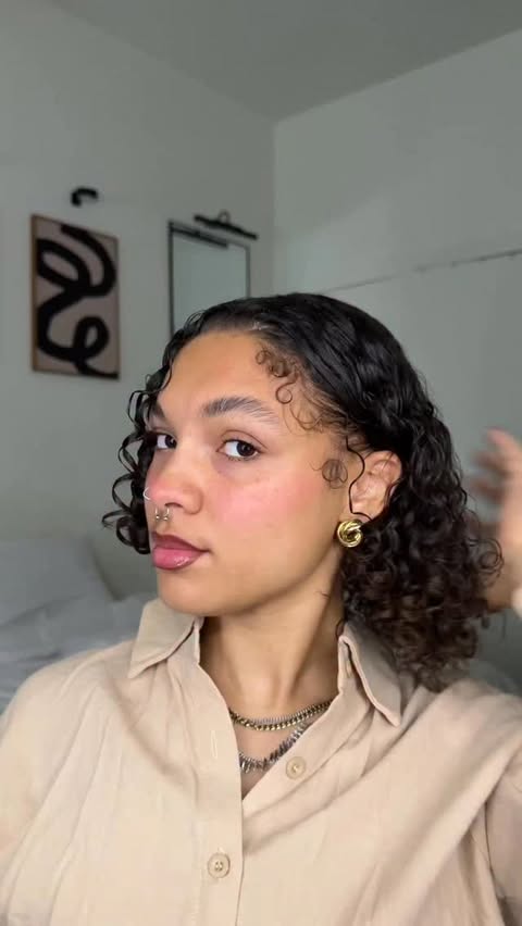 Instagram post by @jaesdayss for Pattern. Caption reads: [...] up gel I need to clean my slicking brush 🫠....