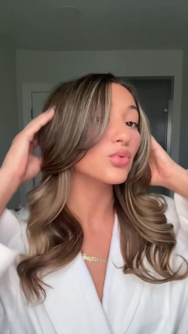 Instagram post by @alissaafonso for Bumble and bumble.. Caption reads: [...] hair primer too!! my fave is the....