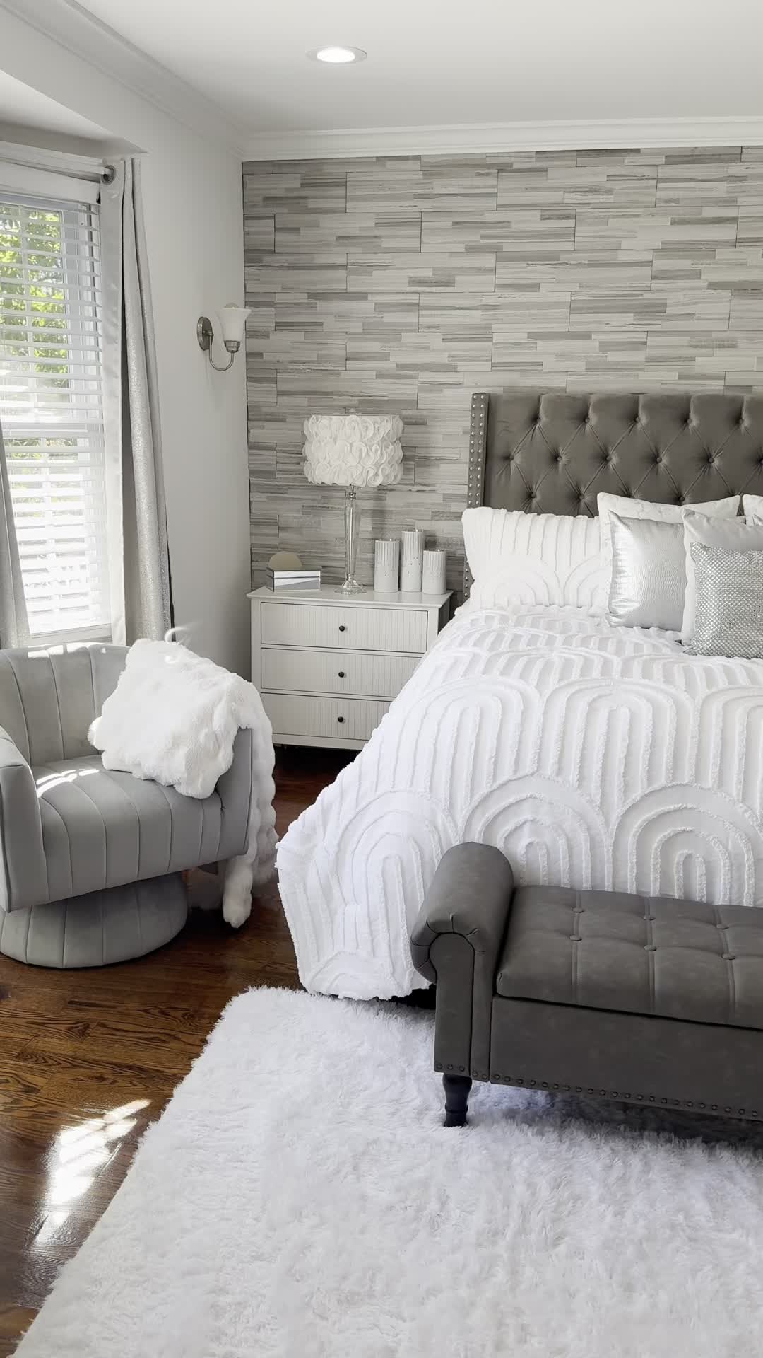TikTok post by @brendaj528 for Bedsure Home. Caption reads: This Boho Tufted Arch Conforter Set from Bedsure....