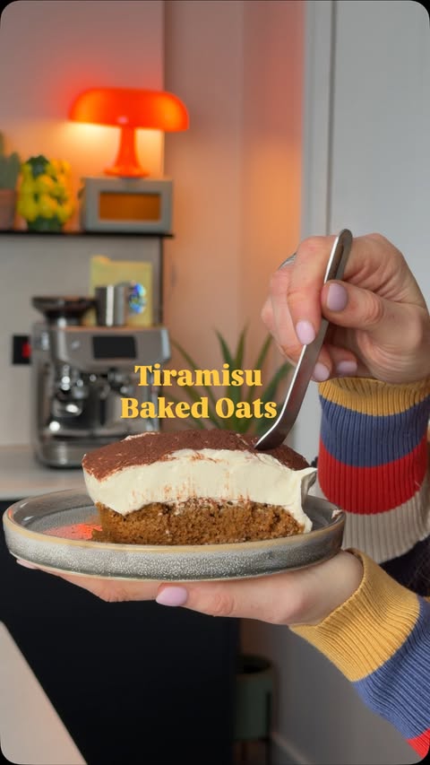 Instagram post by @rozannapurcell for Sage Appliances. Caption reads: #ad| Tiramisu Baked Oats (NO BANANA ❌ NO EGGS!)....