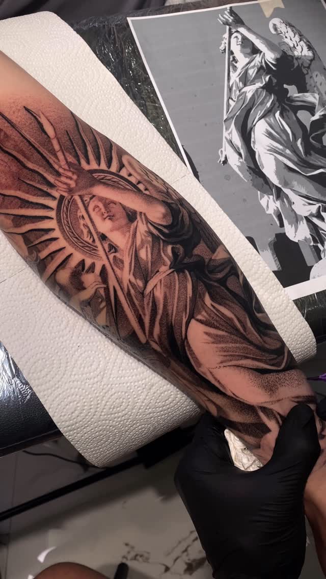 Instagram post by @evgenymir_ for Inked. Caption reads: Completed set ⚜️⁣⁣⠀
Ink @allegoryink.