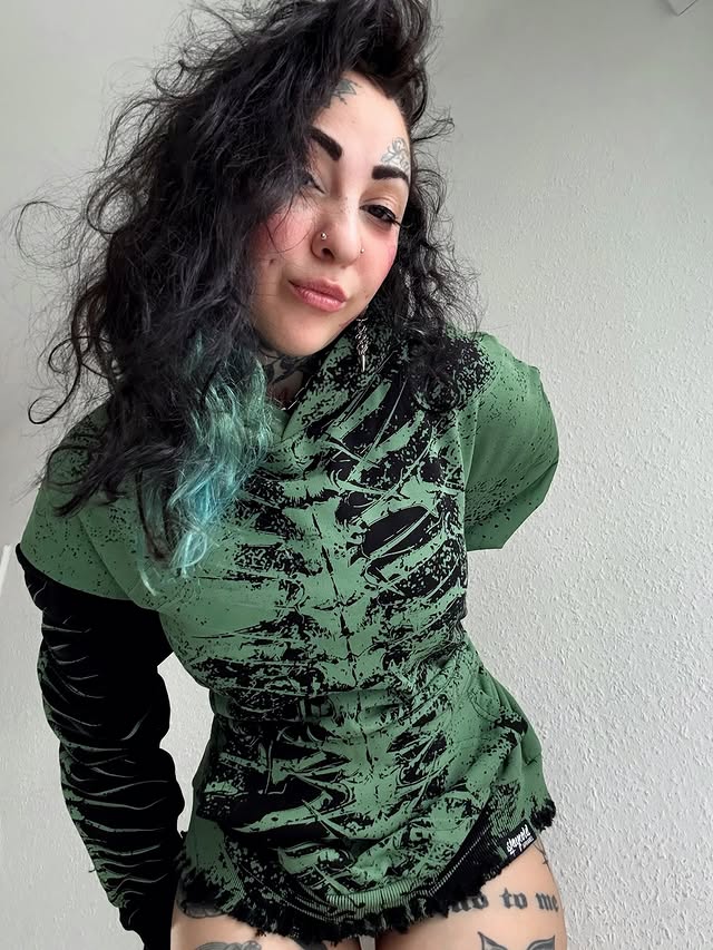 Instagram post by @vampvirya for STAY COLD APPAREL. Caption reads: AD | This is your sign to get this....