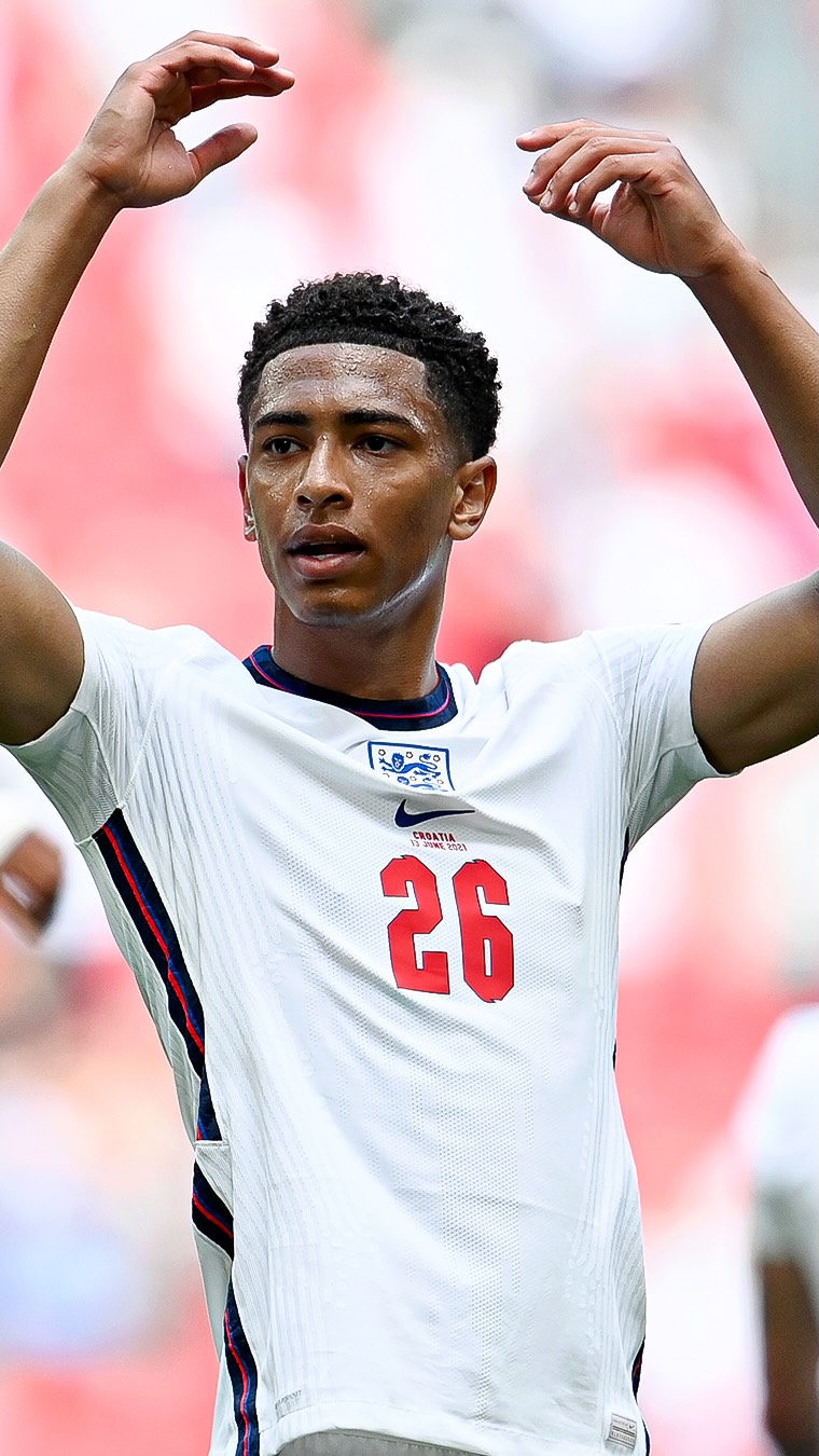 Instagram post by @hd_cutz_london for FIFA. Caption reads: “It’s the game that chose me, and I chose that....