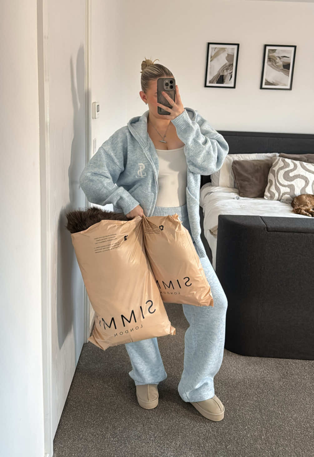 TikTok post by @abbienelson_xx for SIMMI London. Caption reads: Everything i picked up from @SIMMILONDON....