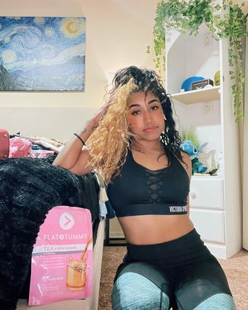 Instagram post by @bri_chief for Flat Tummy Co. Caption reads: #ad Excited to be back on @flattummyco’s original....