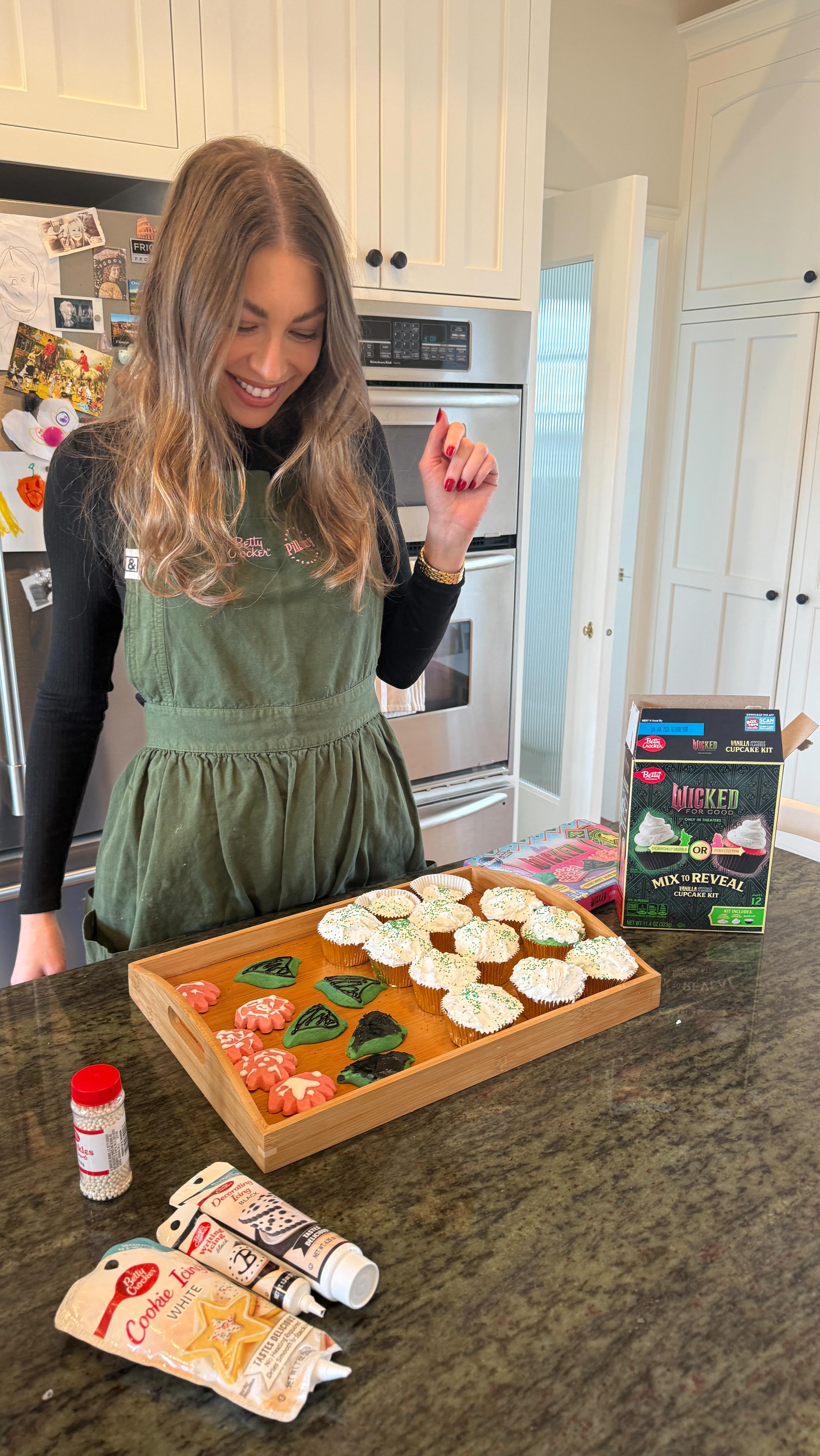 Instagram post by @stassischroeder for Betty Crocker. Caption reads: Made Hartford Wicked cupcakes and got… Elphaba.....