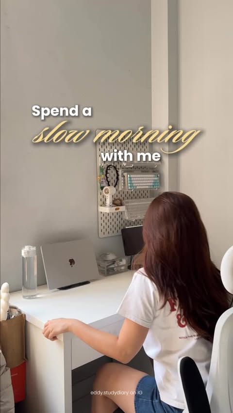 Instagram post by @eddy.studydiary for Paperlike. Caption reads: [...] slow mornings lately 🌤️🗒️ I’m using....