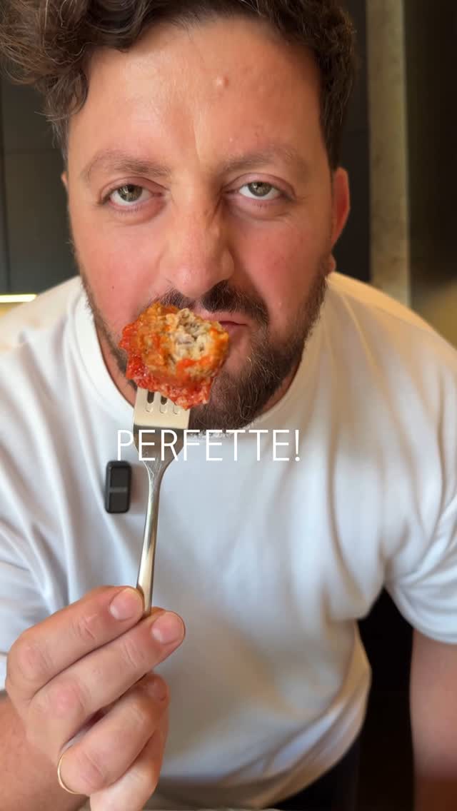 Instagram post by @federicomeschino for Santa Maria NL. Caption reads: Mėsos kukuliai su padažu – kaip iš kino filmų!....