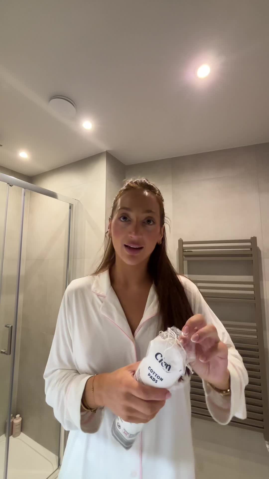 TikTok post by @isabellalearyy for OLEHENRIKSEN. Caption reads: [...] @Kiehl's Since 1851 @Olehenriksen @Caudalie....