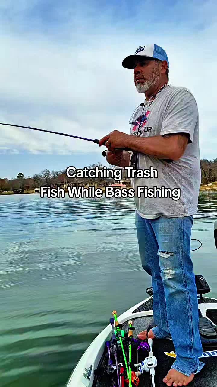 TikTok post by @sintexan for KastKing. Caption reads: Kastking Spartacus II Baitcaster @KastKingUSA....