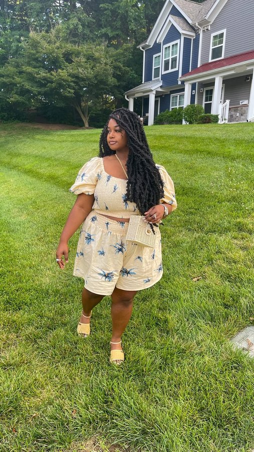 Instagram post by @briilenciagaa_ for Fashion to Figure. Caption reads: OUTFIT IDEAS❤️‍🔥 featuring @fashiontofigure....