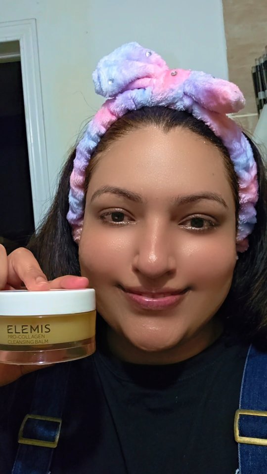 Instagram post by @lareinevlogs for BoxyCharm. Caption reads: ELEMIS Pro-Collagen Cleansing Balm | Makeup Melt ✨....