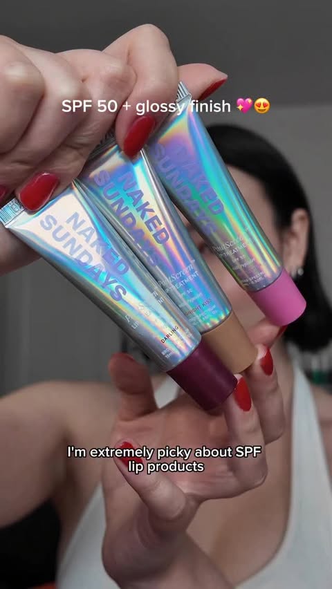 Instagram post by @jazlmao for Naked Sundays. Caption reads: #NakedSundaysPartner Glossy lip balm + [...].