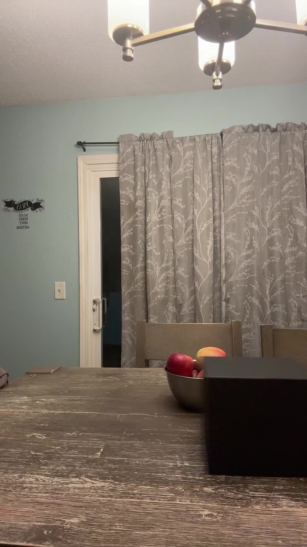 TikTok post by @nochyballzzz2.0 for Eskiin. Caption reads: Eskiin Filtered Showerhead with free 3 month [...].