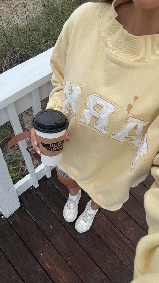 Instagram post by @morgantpete for Natrol. Caption reads: [...] My ultimate travel hack for good sleep:....