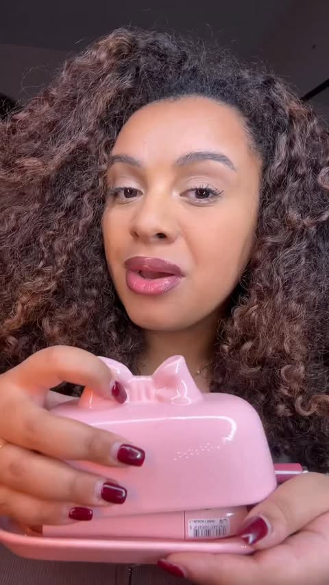 Instagram post by @rinavibees for Bourjois Paris. Caption reads: @bourjoisparis gift 💕 #makeup.