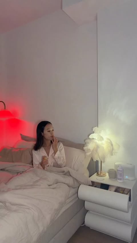 Instagram post by @its.shiny for Karuna Skin. Caption reads: I’m sleepy as soon as it gets dark....