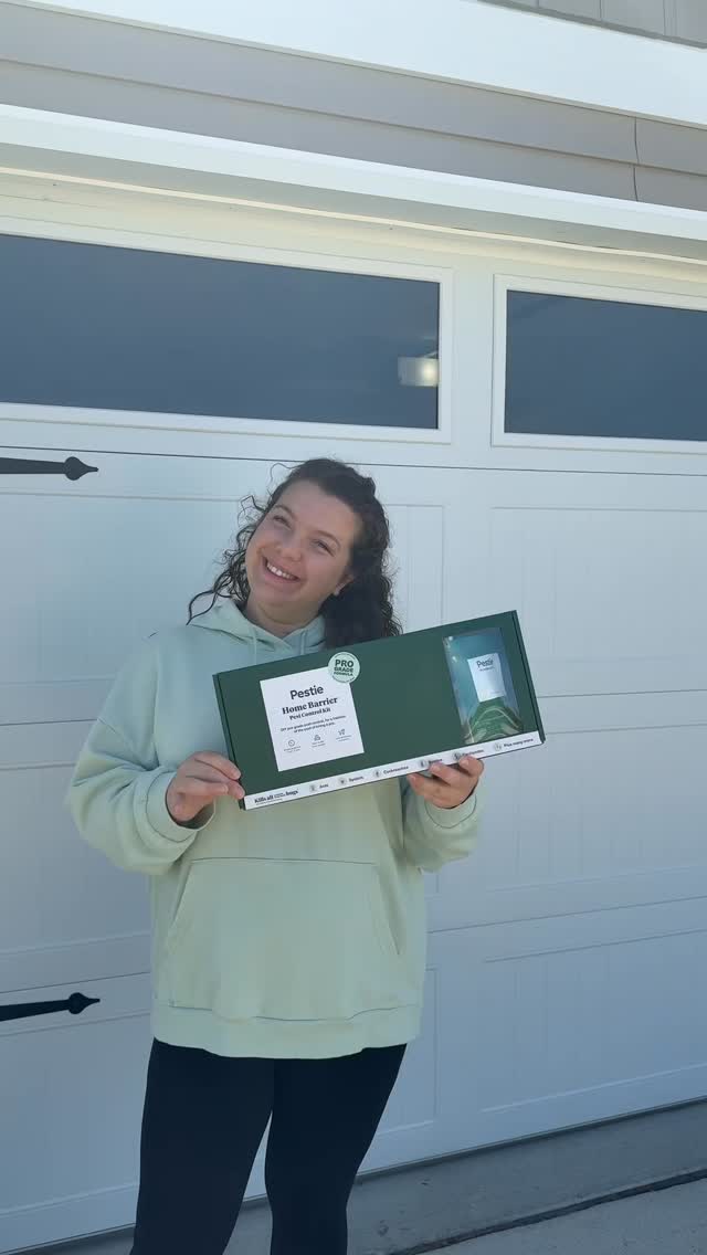 Instagram post by @serapbrdk for Pestie. Caption reads: ✨ No more bugs at home with Pestie! ✨

Quick,....