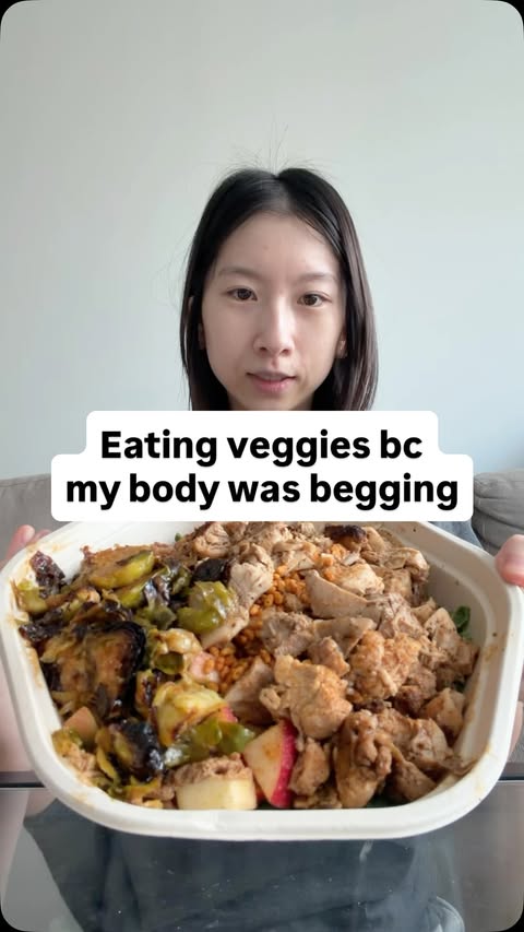 Instagram post by @two.gluttons for sweetgreen. Caption reads: #sweetgreen_partner Ate the rest off camera while....