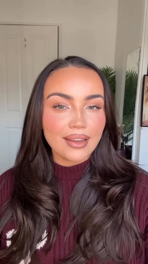 Instagram post by @ellieekellyy for BPerfect Cosmetics. Caption reads: @bperfectcosmetics have upto 60% off sitewide + an....