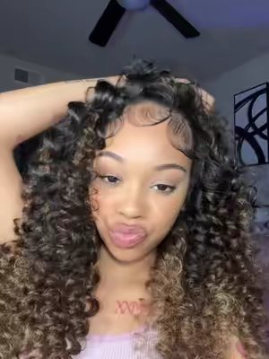 TikTok post by @jaidahhlanay for Cheetah Beauty Hair Shop. Caption reads: @Cheetah Beauty Hair Shop 🥰 #cheetahbeautyhair....