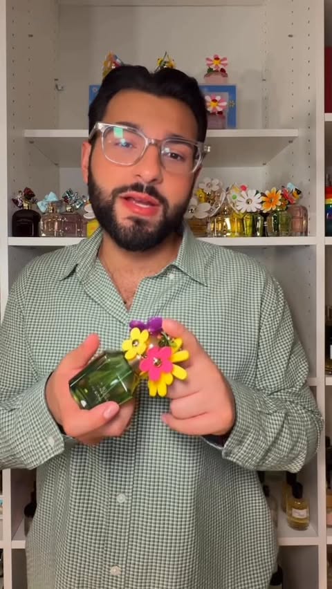 Instagram post by @paulreactss for Marc Jacobs Fragrances. Caption reads: Introducing @marcjacobsfragrances Daisy Wild Eau....