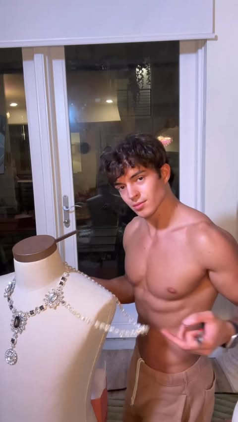 Instagram post by @mattmckenley for Dolce&Gabbana. Caption reads: Finished reveal tomorrow-Creating this body....