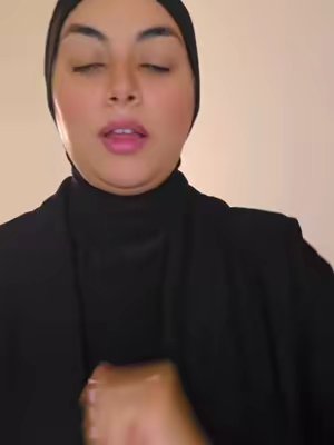 TikTok post by @imanedaouiofficiel88 for Lanbena. Caption reads: [...] maschera per rimuovere i punti neri @Lanbena....