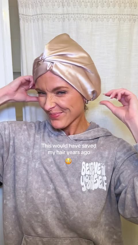 Instagram post by @realtalkcaitlin for Blissy. Caption reads: If I knew about this, my hair would’ve been so....