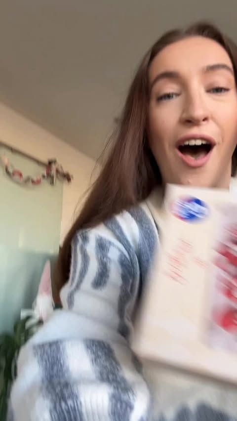 Instagram post by @kira_goode for B&M Stores. Caption reads: I bought the £5 Novelty Christmas Balloon Arch....