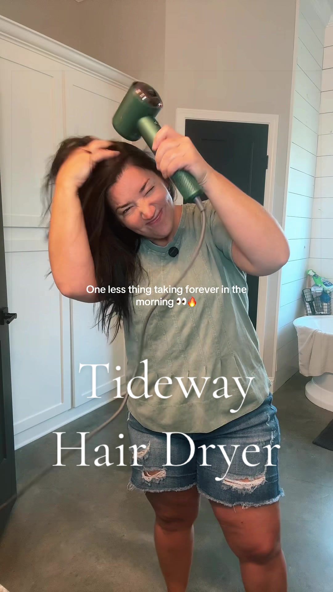 TikTok post by @alainahale for Tideway. Caption reads: [...] miss the green this time! 👏🏻💚🔥👀....