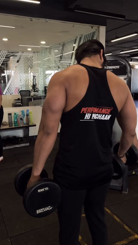 Instagram post by @_ku.vijaysinghsolanki_ for Big Muscles Nutrition. Caption reads: Boost your energy with @bigmuscles_nutrition....