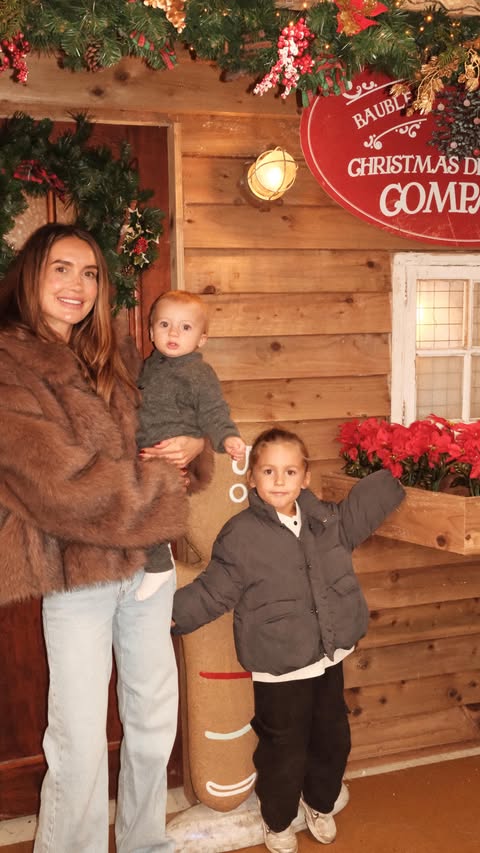 Instagram post by @sophie__church for Kendamil. Caption reads: [...] our days flow a little easier. Having....