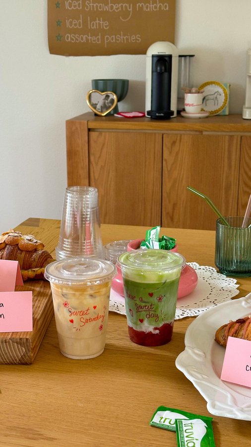 Instagram post by @mel.amartinez for Truvia. Caption reads: welcome to my sweet saturday cafe!🍓🥐☕️ I used....