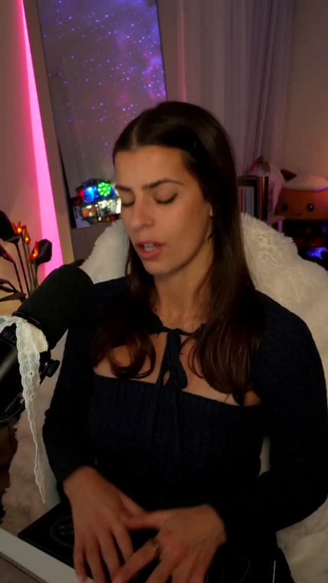 Instagram post by @develiquee for Xbox. Caption reads: I've been wanting to get one of these handheld....