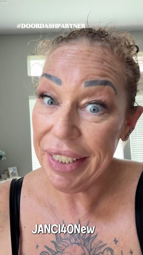 Instagram post by @just_janci for DoorDash. Caption reads: @doordash #DoorDashPartner #DoorDashHosting [...].