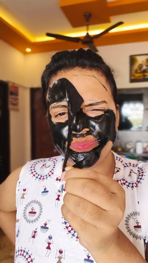 Instagram post by @akshayacreates for Chemist at Play. Caption reads: MUST try Product 😋 Comment " Tan" to get the link....