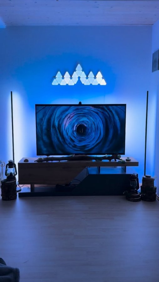 Instagram post by @zen_sieger for Nanoleaf. Caption reads: what movies are you watching this halloween....