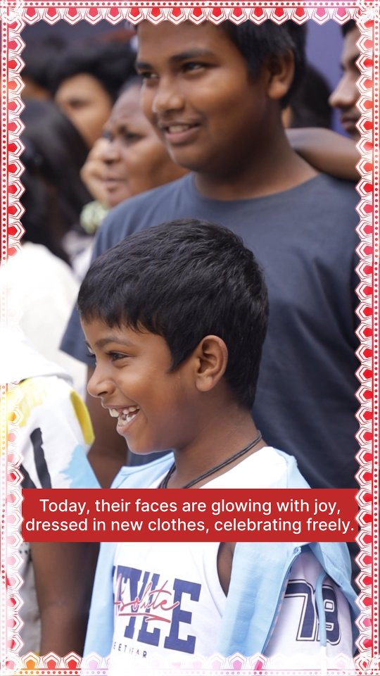 Instagram post by @mr._animo for Fortune Foods. Caption reads: Pujo'r ashol anondo tokhoni hoy, jokhon sheta....