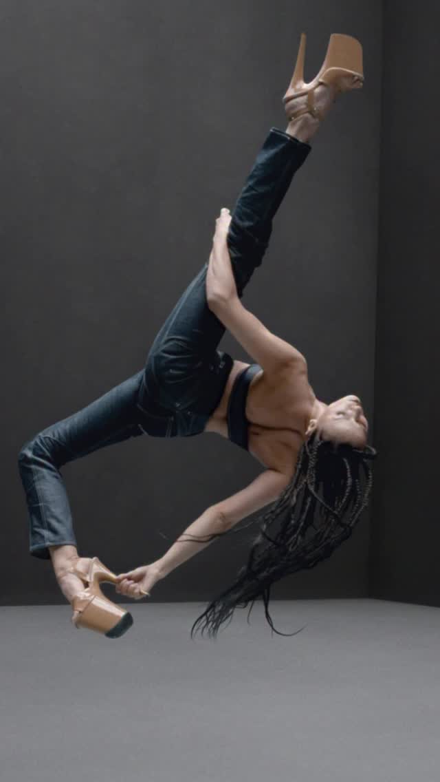 Instagram post by @lucialeonce for G-Star RAW. Caption reads: @gstarraw by @jordan_hemingway 

#poledance [...].