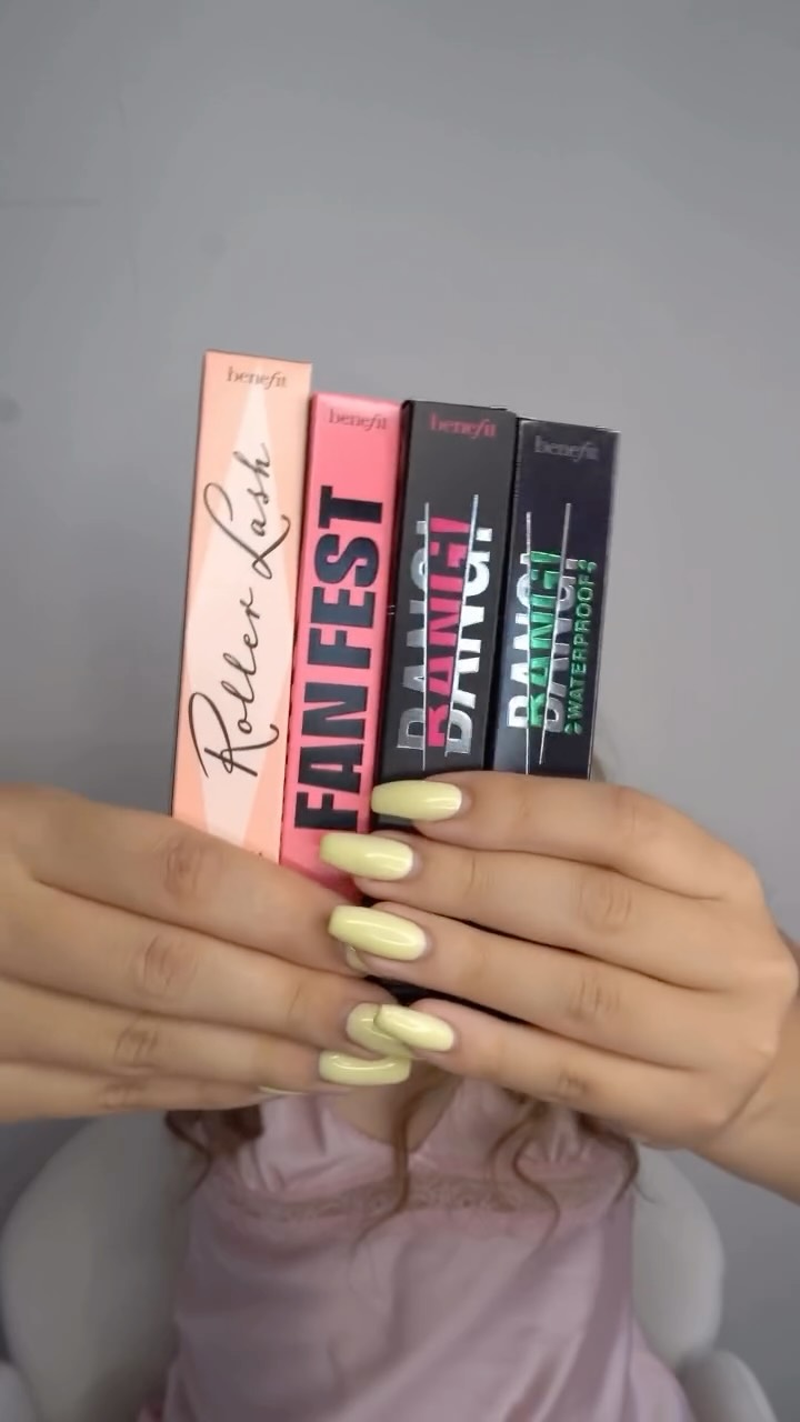 Instagram post by @zaalishvili_zalina for Benefit Cosmetics. Caption reads: The BEST in lash ✨👀
@benefitcosmetics iconic....