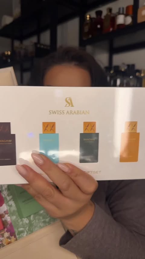Instagram post by @kimberley.sillage for Swiss Arabian. Caption reads: AD/gifted* Last month really insane perfume-wise....