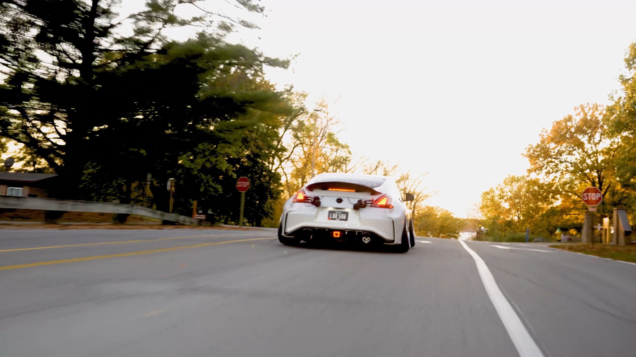 Instagram post by @370zclub for SmallRig. Caption reads: i miss when summer was like this 
@f3r_z34....